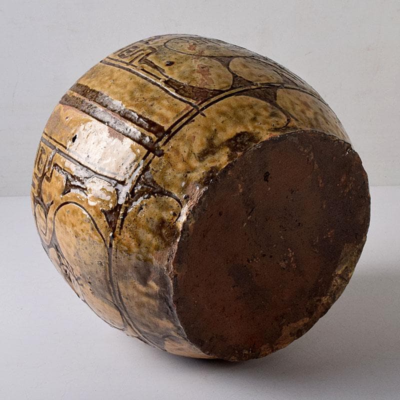 琉球陶器　壺屋焼　褐釉掻き落とし花文壺　時代箱　C　7752C