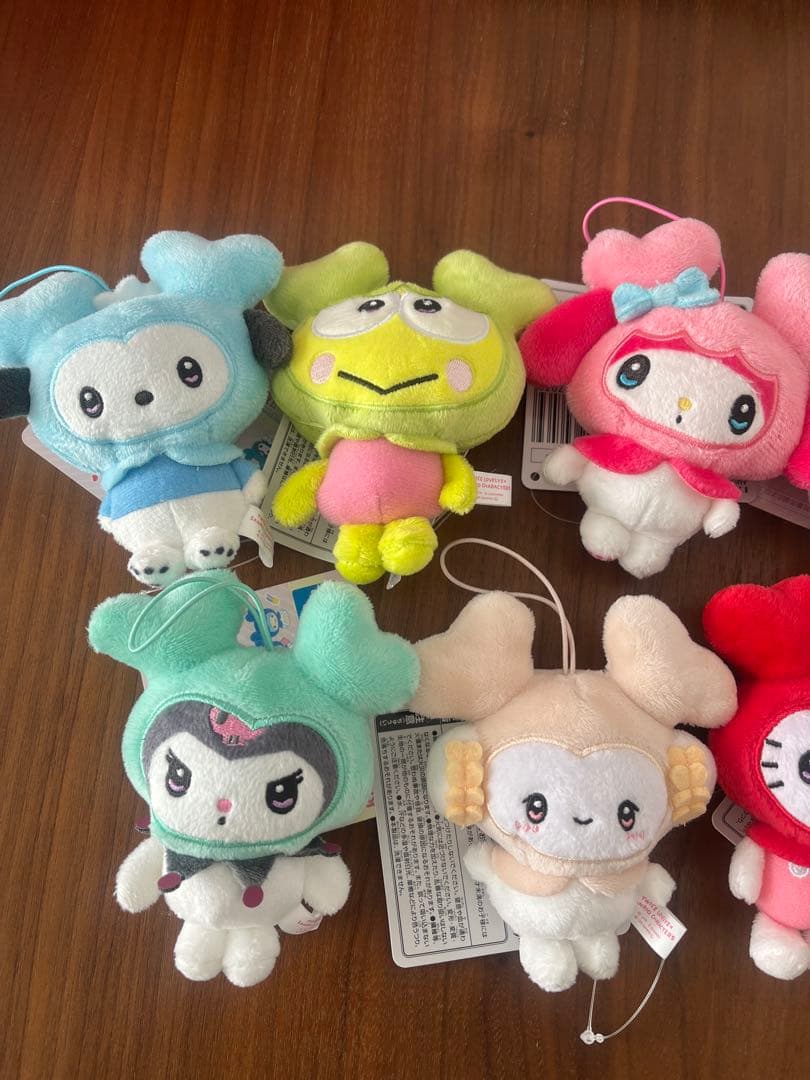 GIGO限定 TWICE サンリオマスコット 全９種　オール