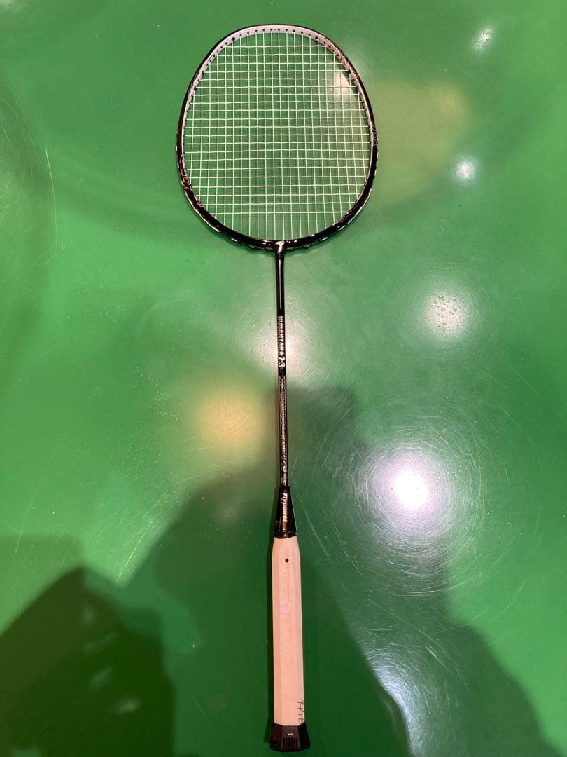 フライパワーバドミントンラケット NUSANTARA 2.3 (DEFENSE)