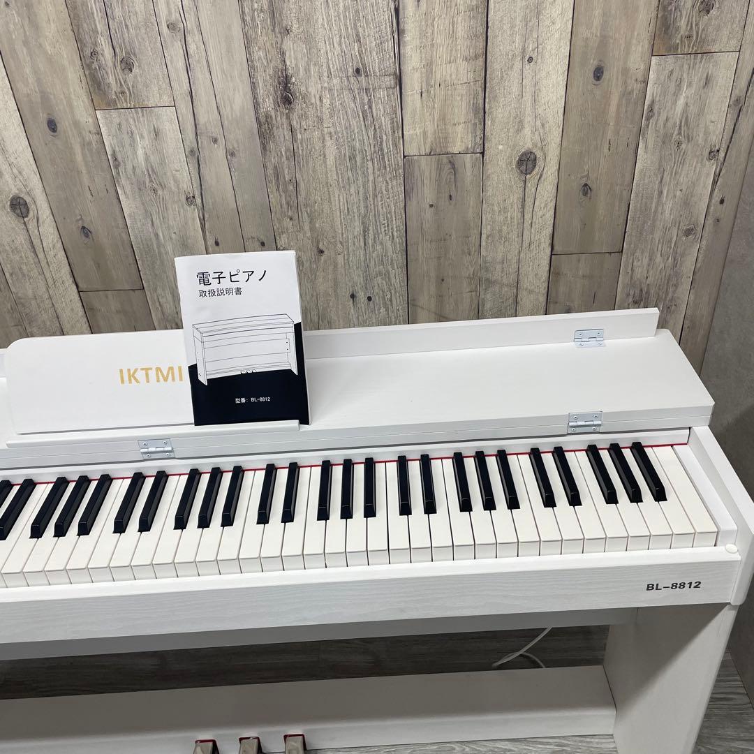 IKTMIアップライト型　88鍵盤電子ピアノ　ホワイト　直接引取歓迎　S1300