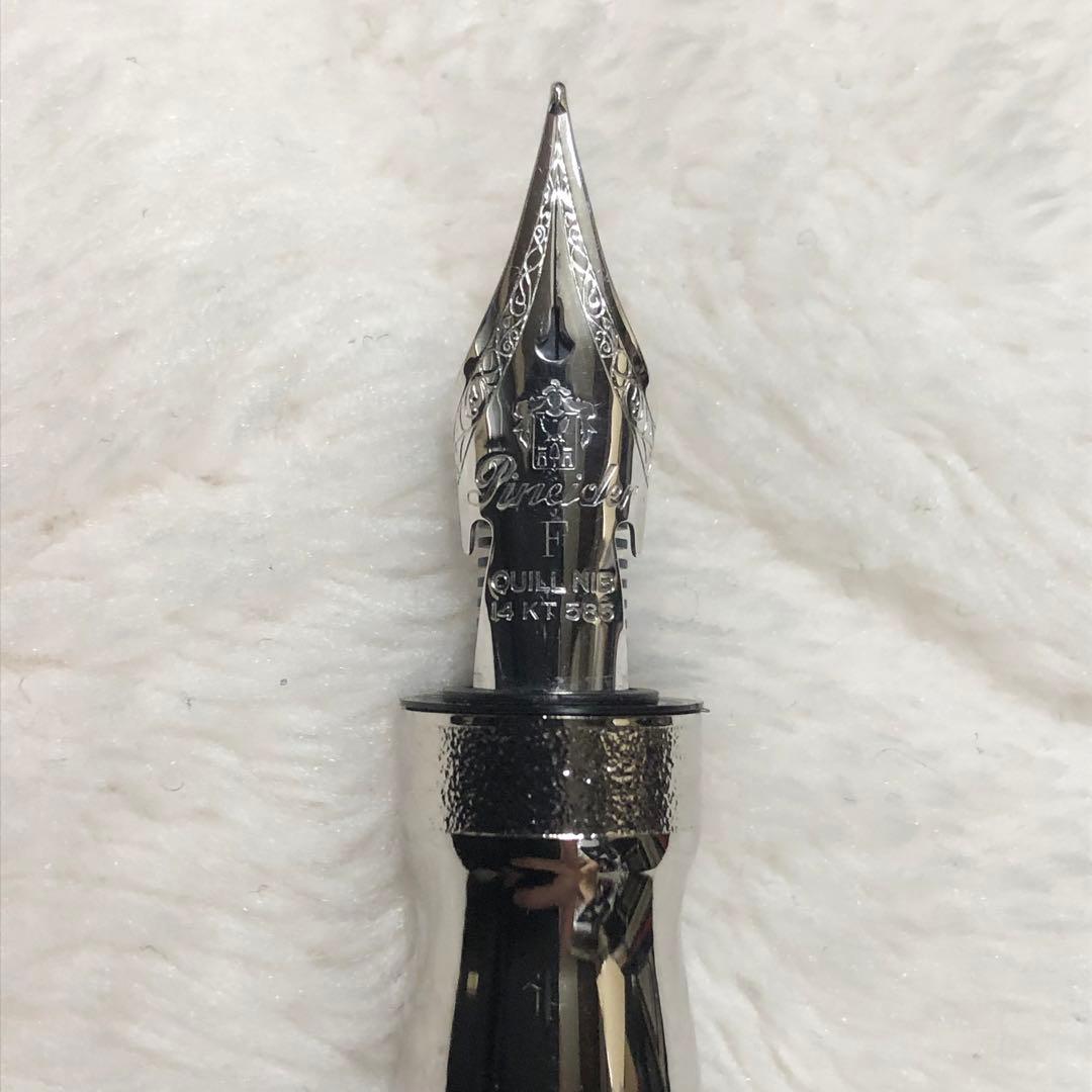 新品未使用 廃番 ピナイダー ジェムストーン 万年筆 マカライトグリーン ニブF