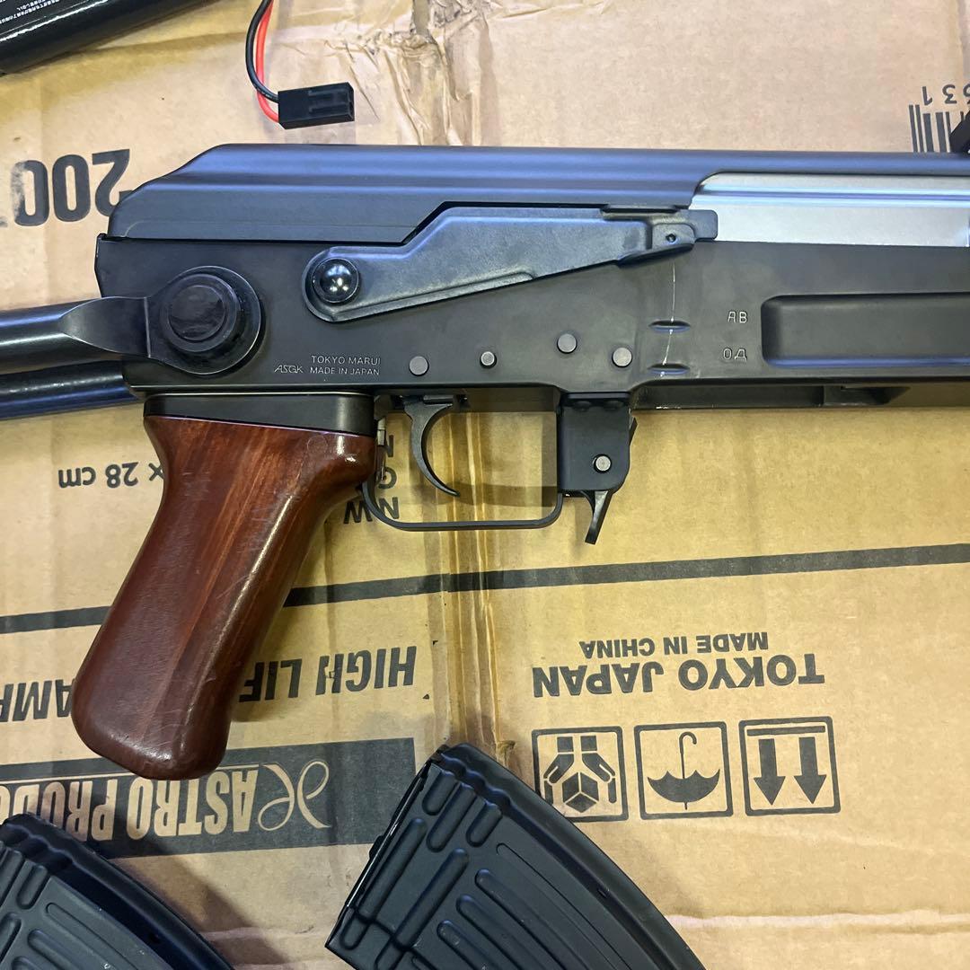 東京マルイ　次世代電動ガン ak47n type3 バッテリー マガジン2本