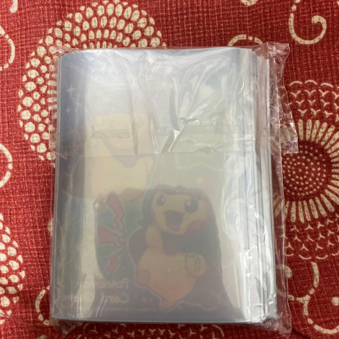 ポンチョを着たピカチュウ　レックウザ　デッキシールド　スリーブ　未開封
