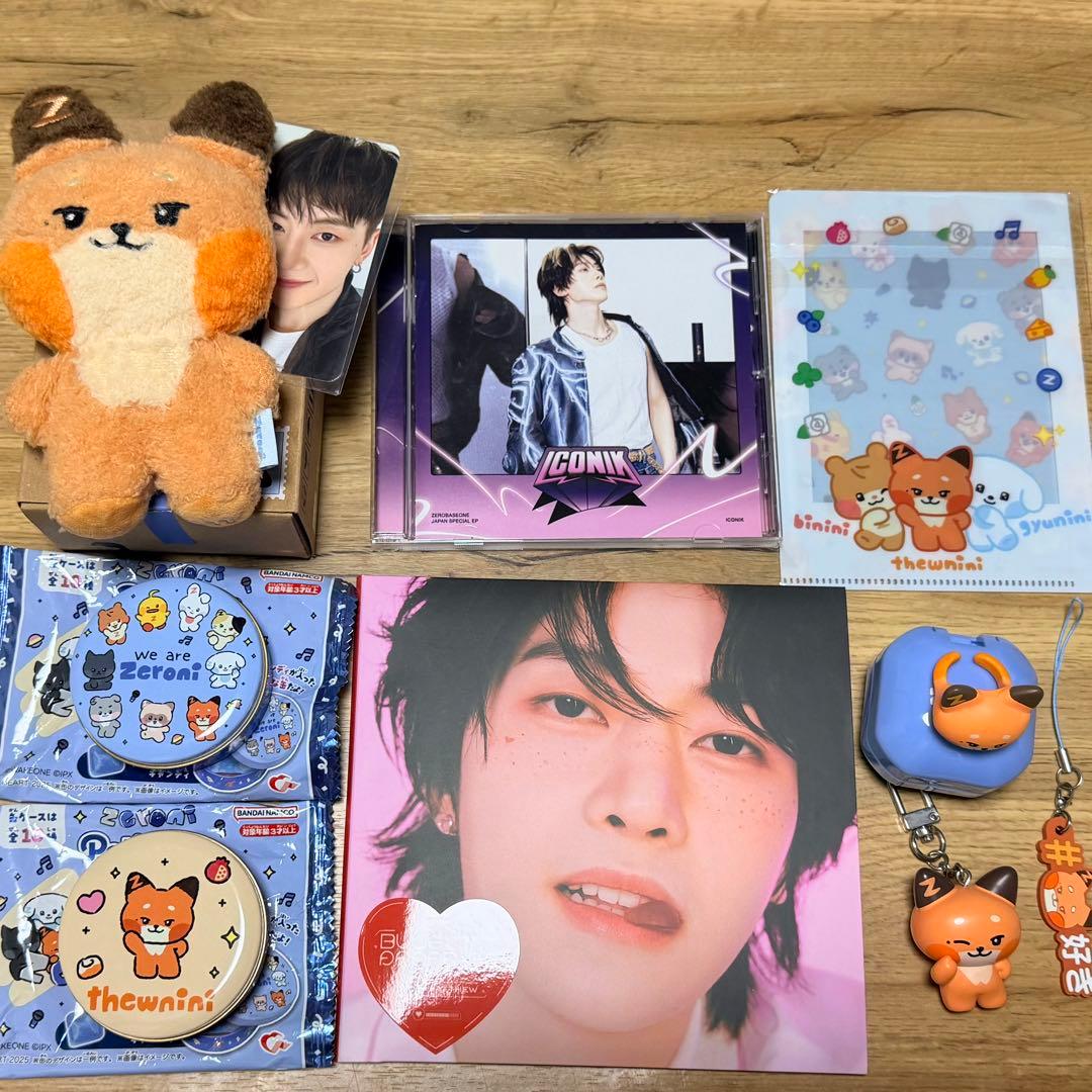 ゼベワン メテュ 公式グッズセット トレカホルダー キーホルダー アクスタ