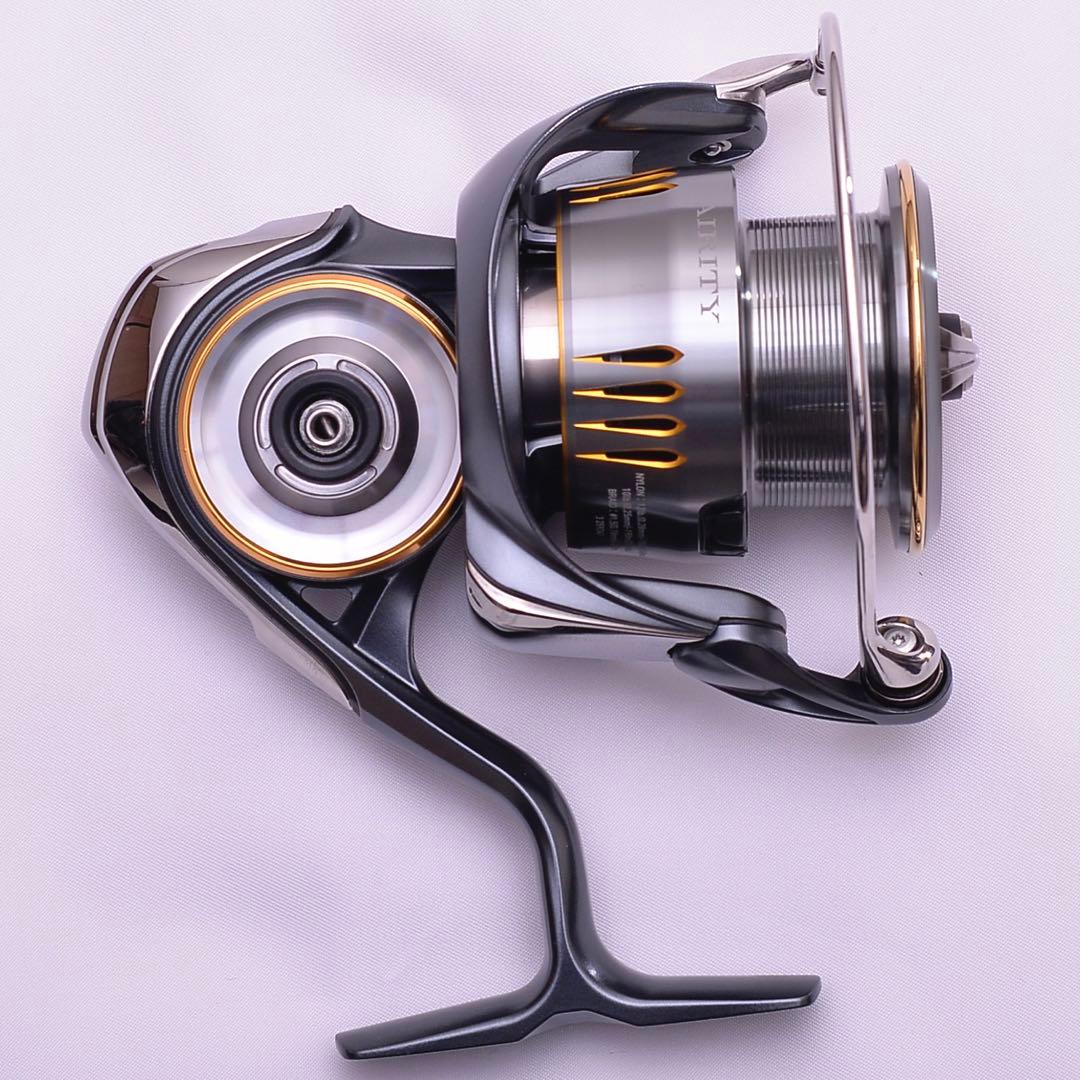 ダイワ エアリティ 4000XH スピニングリール