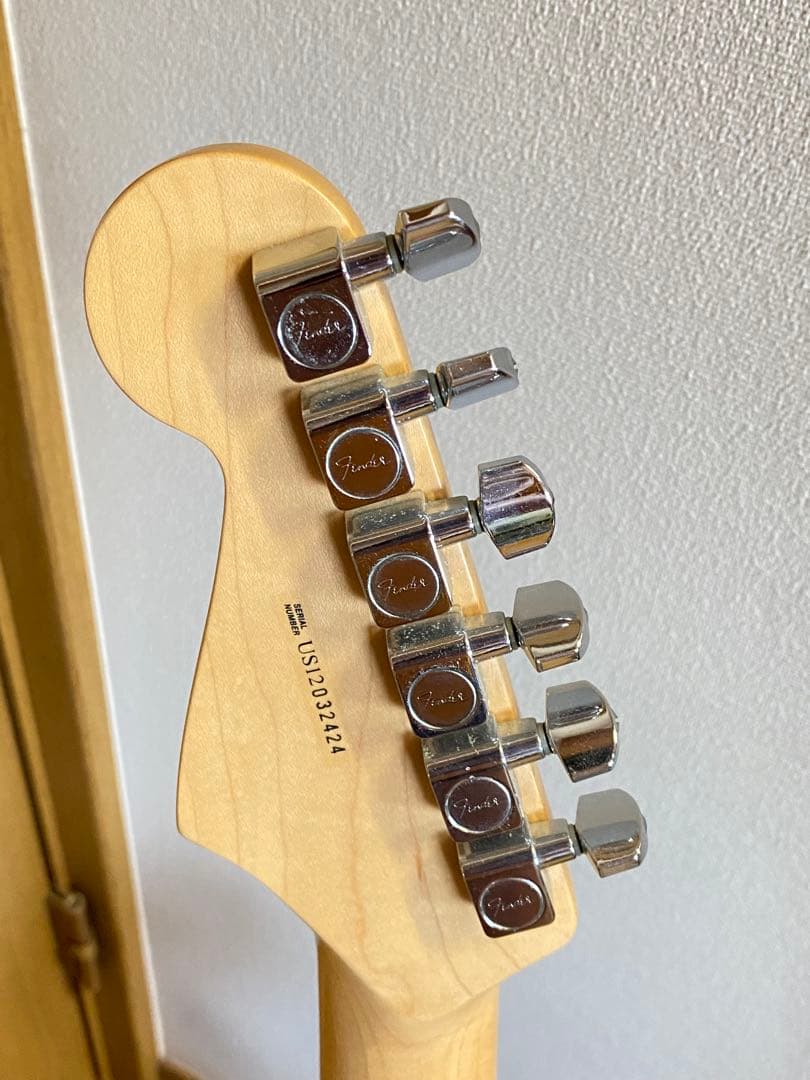 安藤　フェンダー　ストラトキャスター　アメリカンスタンダード