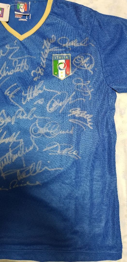 デルピエロ　ブッフォン　マルディーニ　カンナバーロ　他　直筆サイン　イタリア代表