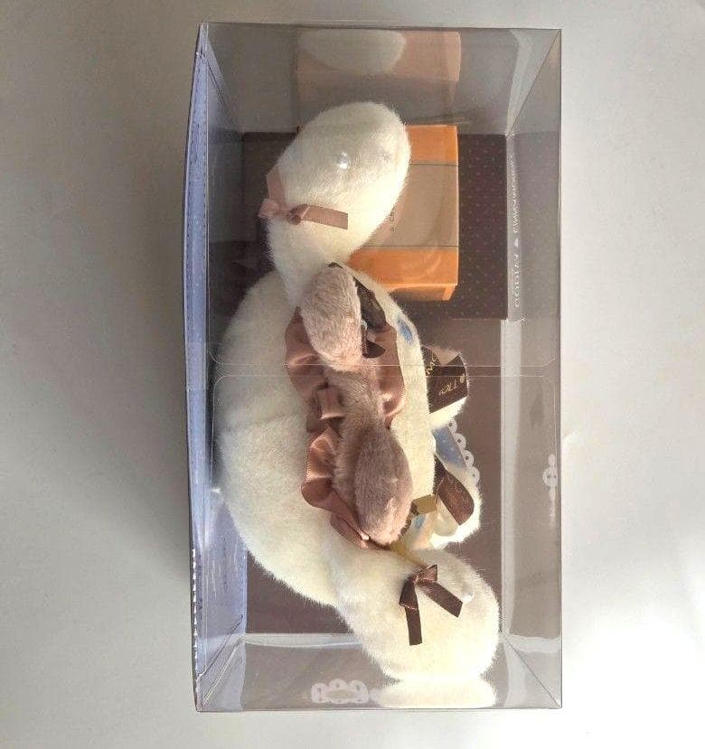 【新品未開封】 GODIVA シナモロール 2026 ぬいぐるみ 手提げ袋つき