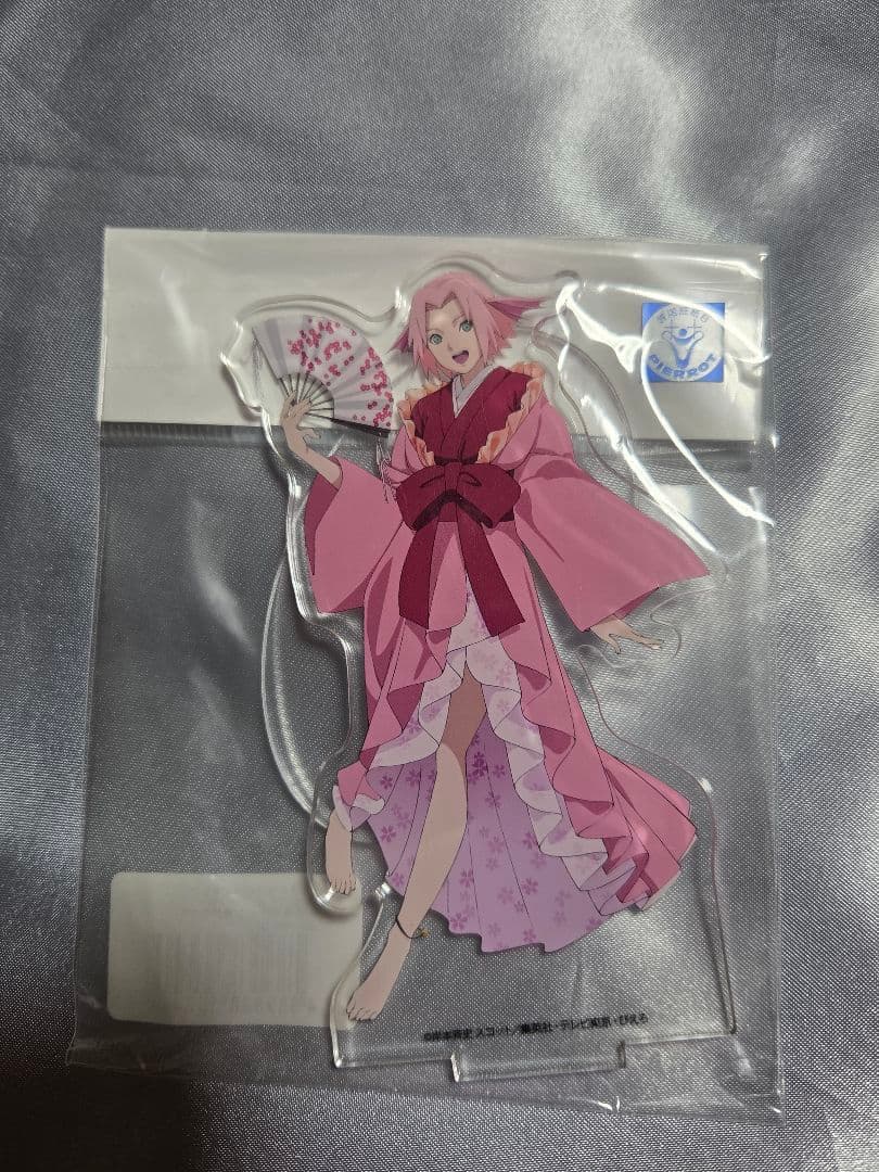 NARUTO　BORUTO　アクリルスタンド　サスケ　サクラ　イタチ