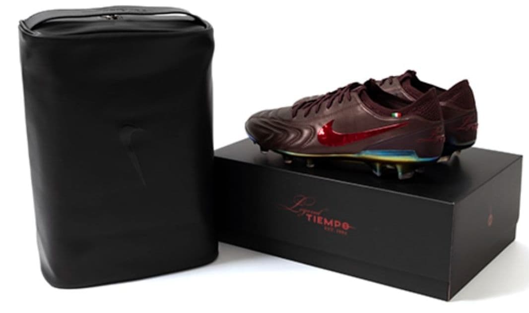 ナイキ　ティエンポ レジェンド 10 エリート LUXE FG