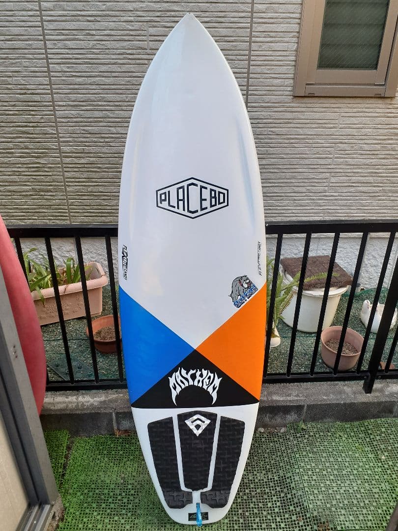手渡し限定　プレセボ　PLACEBO サーフボード