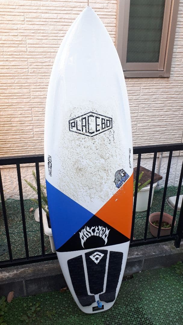 手渡し限定　プレセボ　PLACEBO サーフボード