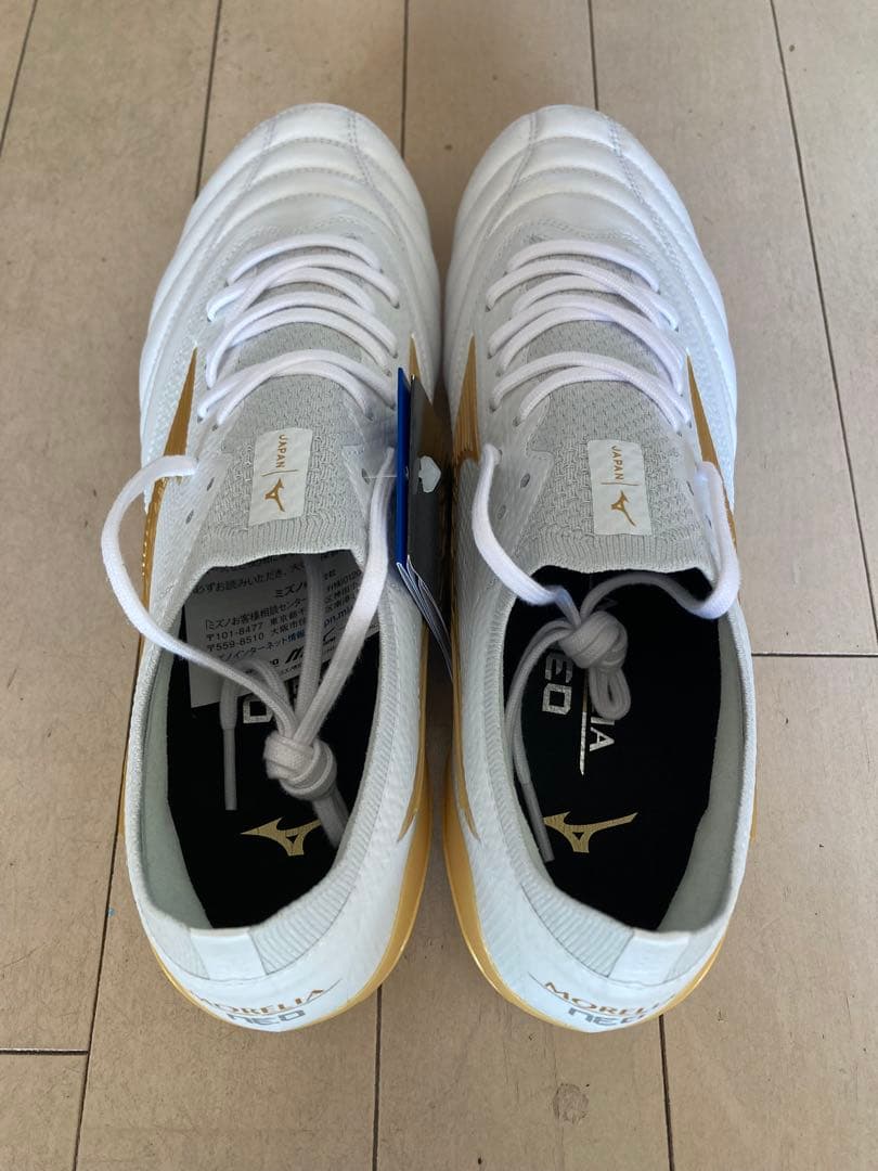 モレリアネオ4βジャパンAG 白✖️金　26.5㎝　新品。