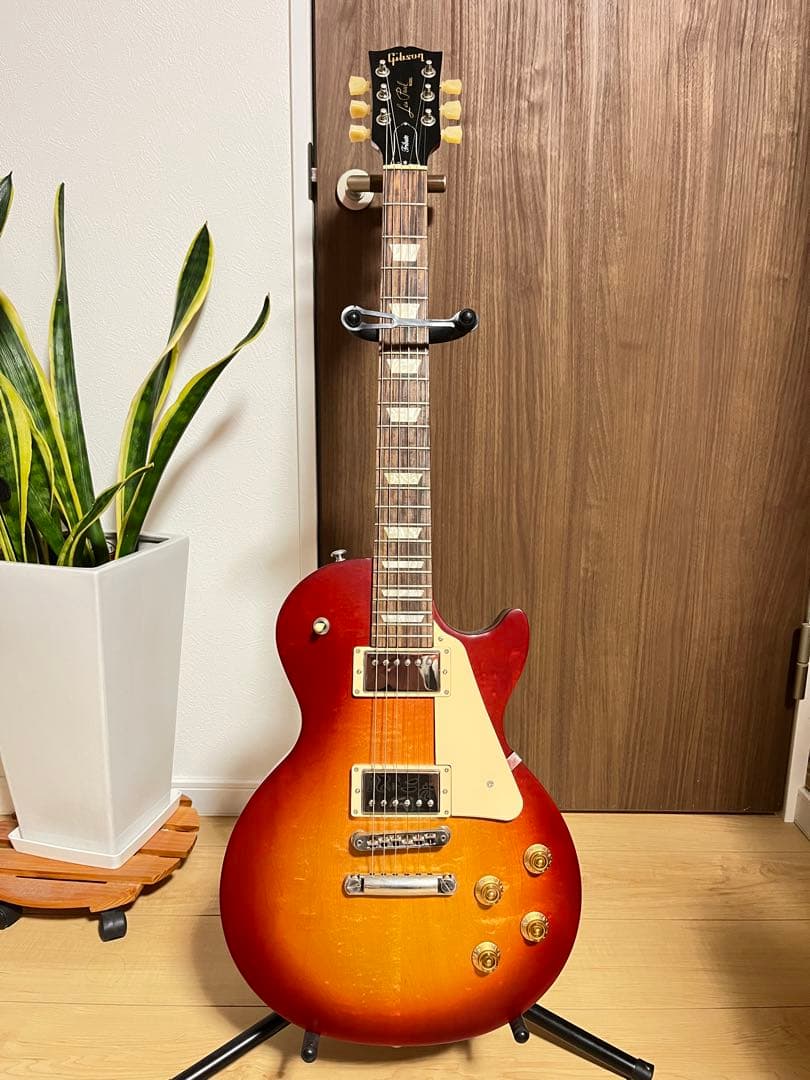 Gibson Les Paul Tribute サンバースト