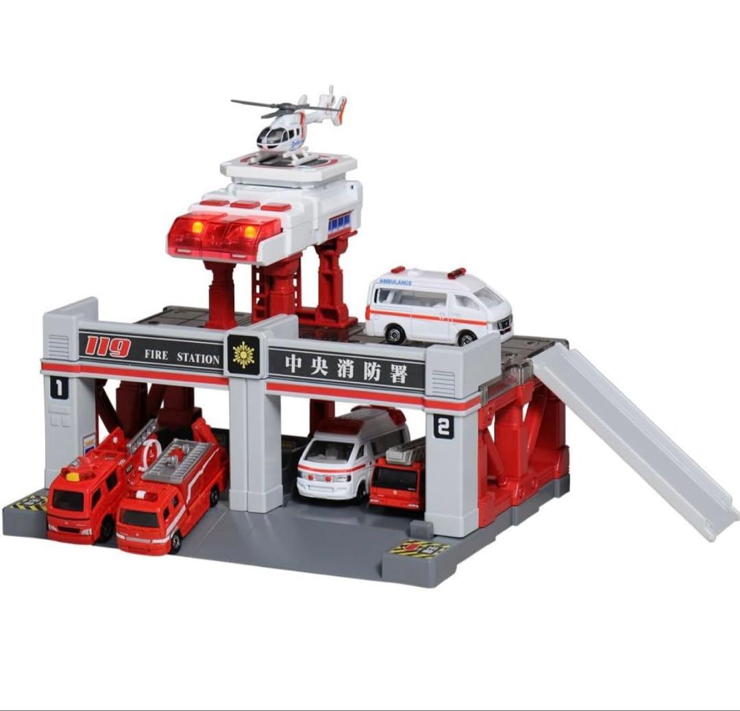 トミカ くるくる峠、タウン道路他6種類以上のセット