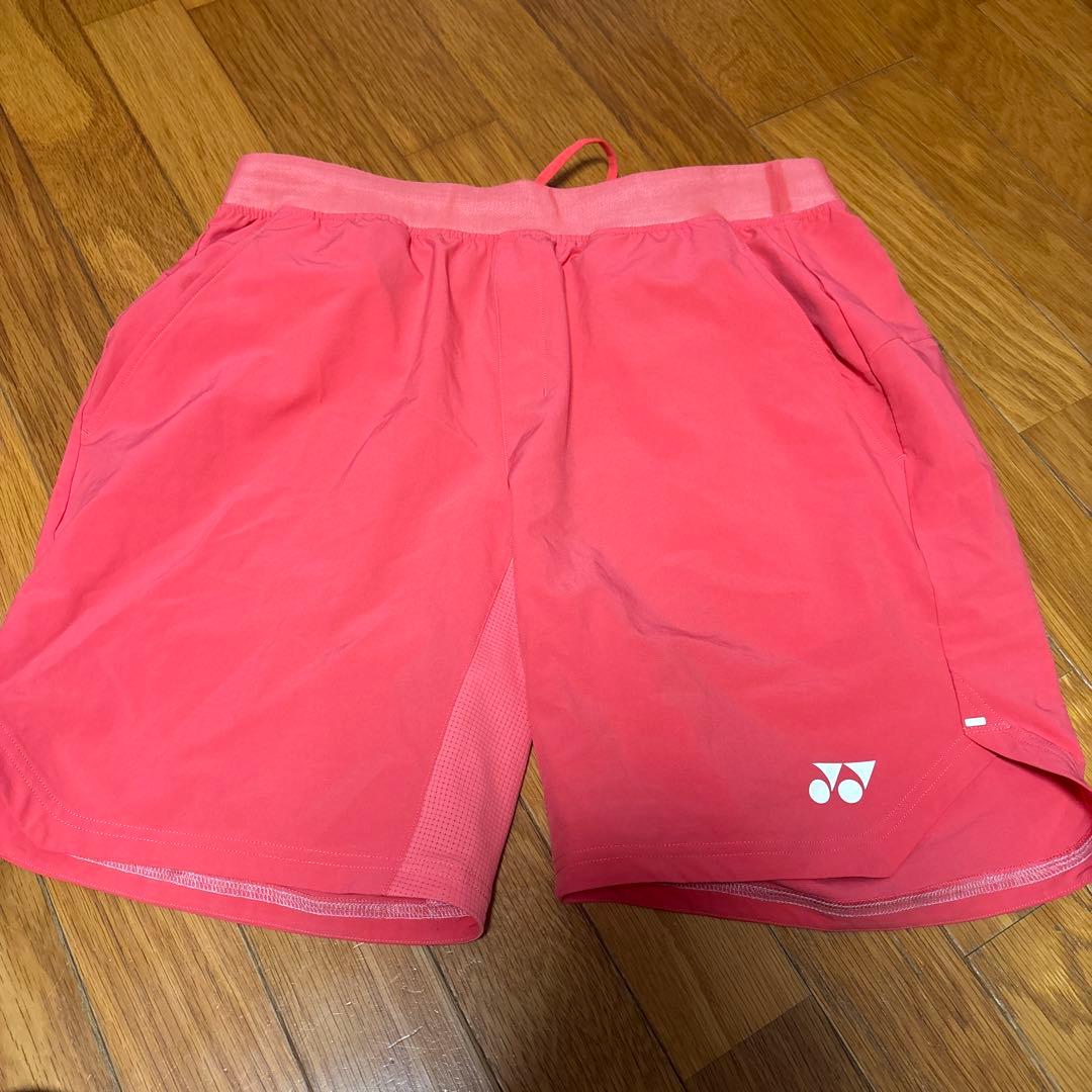 YONEX テニスウェアセット（Tシャツ、ショーツ、キャップ）キャスパー　ルード