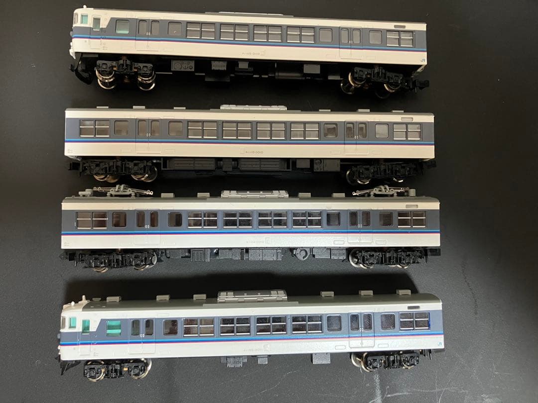 115系3000番台　広島快速色　増結編成