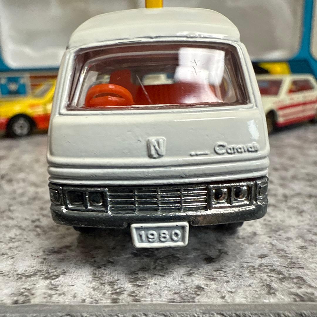 d*7様 トミカ　タクシーセット