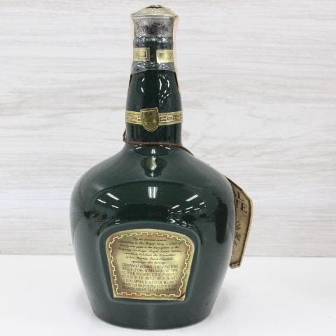 ◇未開栓 ロイヤルサルート スコッチウイスキー2本セット 陶器 21年 緑 赤