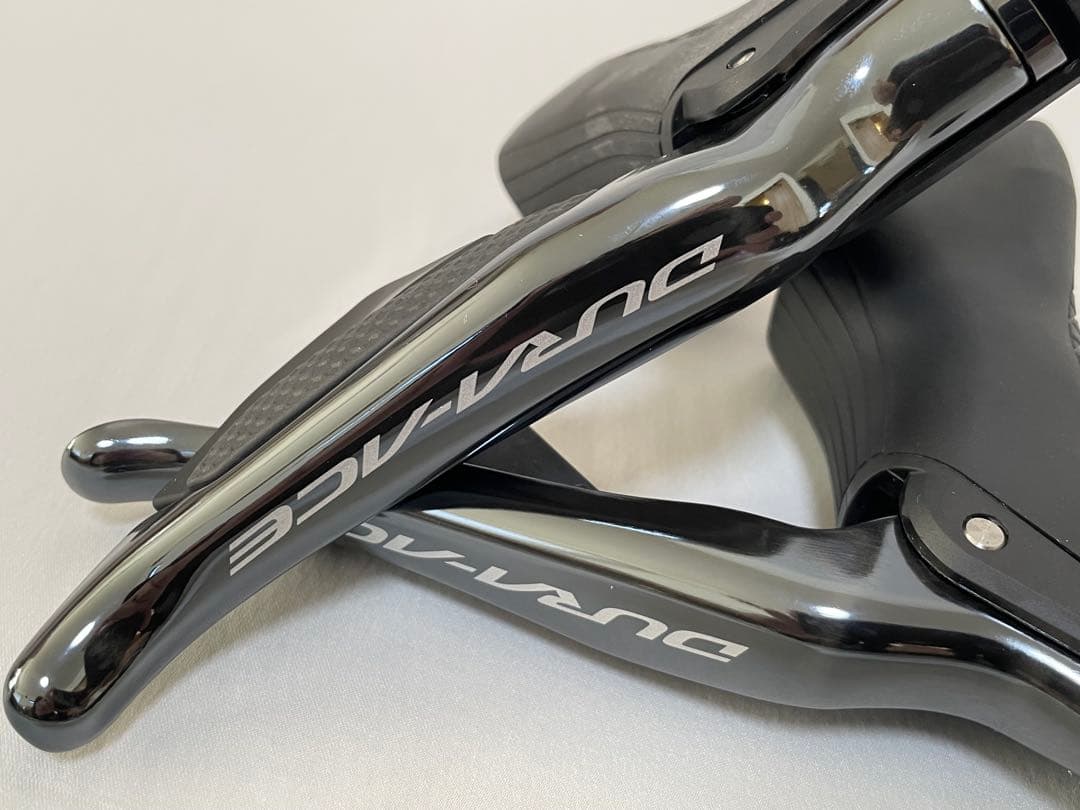 シマノDURA－ACE Di2デュアルコントロールレバー「ST‐R9170」新品