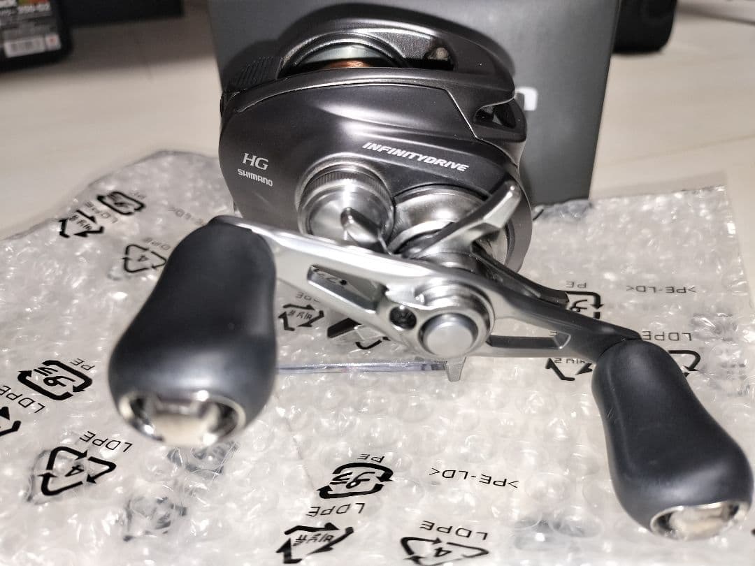 美品　シマノ　22バンタム　HG 右巻き