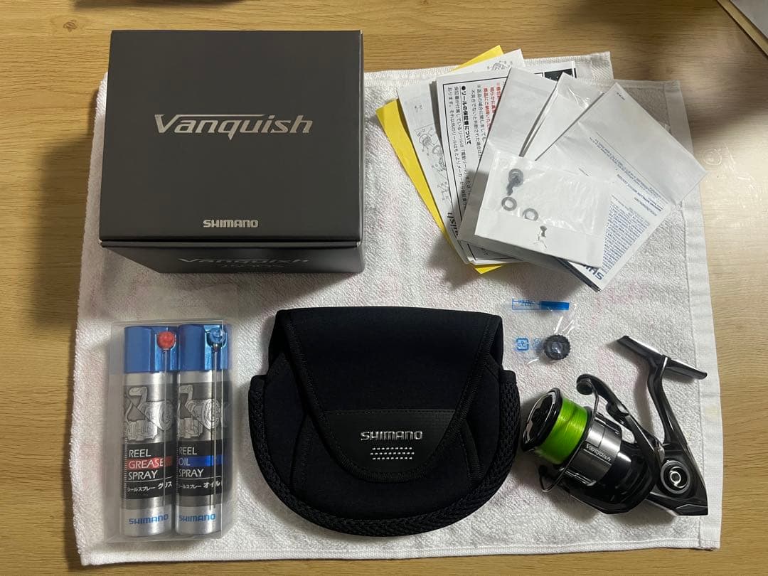 シマノ　23ヴァンキッシュ　2500S リブレ　ゴメクサス　メンテナス用品付き