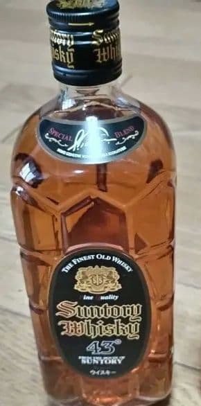 【けん】サントリー角瓶　黒 43° 　最終700ml