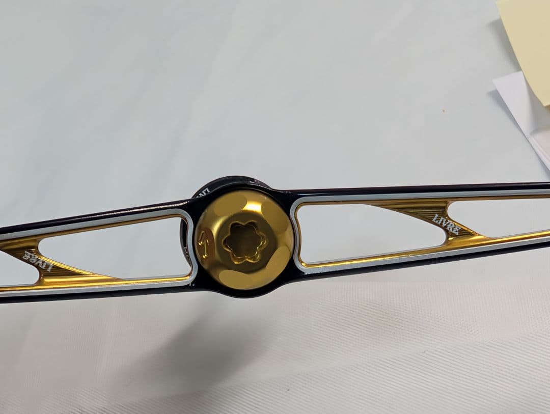 新品　シマノS2　リブレ 管381HYY 限定　ゴールドファング　ダブルハンドル