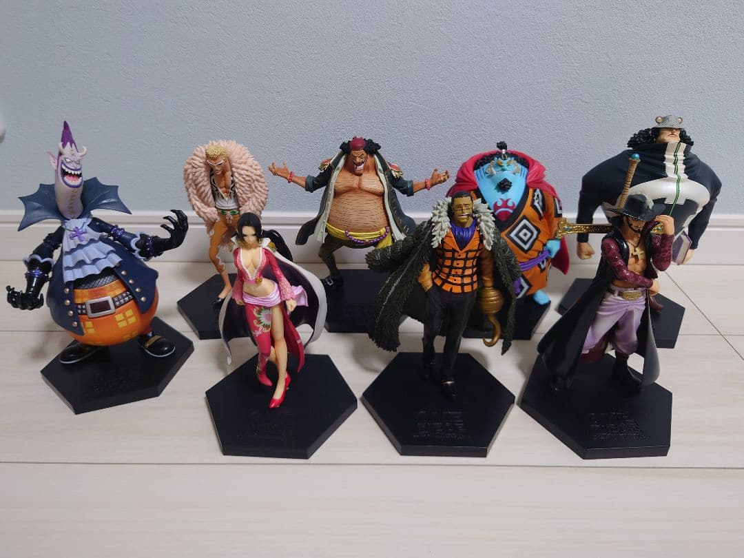 ワンピース DX王下七武海　フィギュア　全8種セット　コンプリート