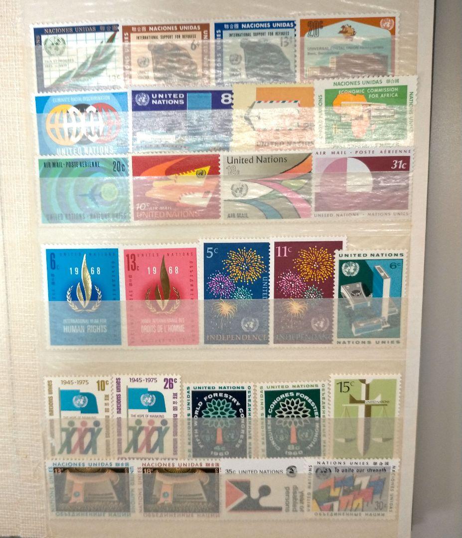 2253 外国切手 国連切手 大量まとめ16ぺ一ジ分全て未使用アルバム付き