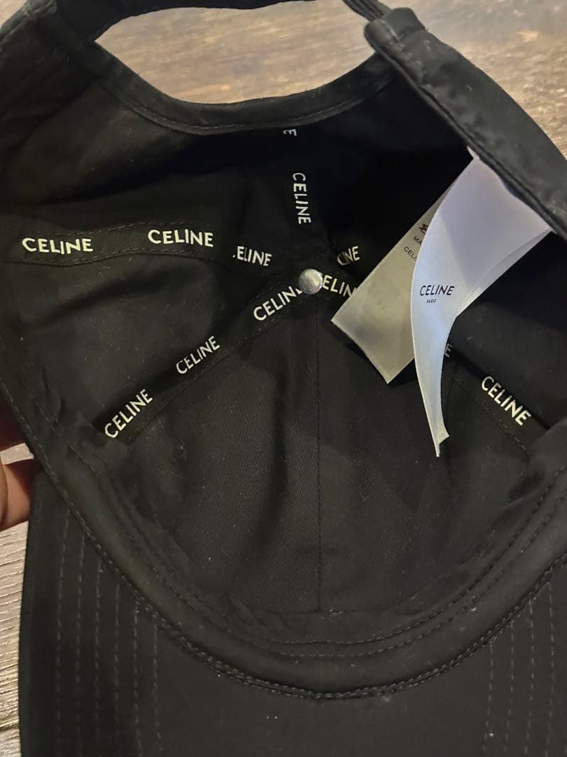 CELINE ブラックキャップ M