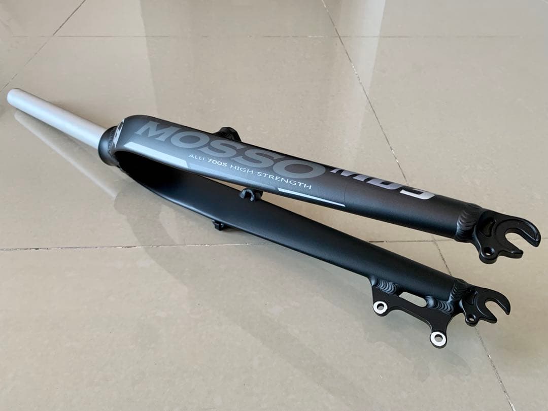 新品MOSSO FK-MD3 26インチ MTB向けアルミフロントフォーク　新品