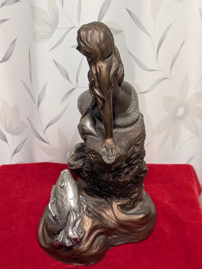 オースティン　彫刻　『ささやく海』Heath銘