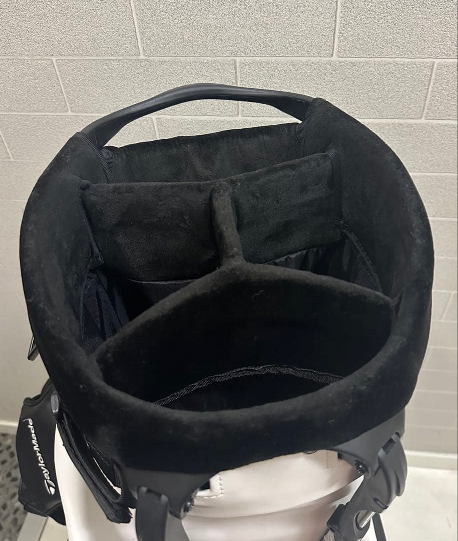 TaylorMade SIM2 スタンド式　キャディバッグ