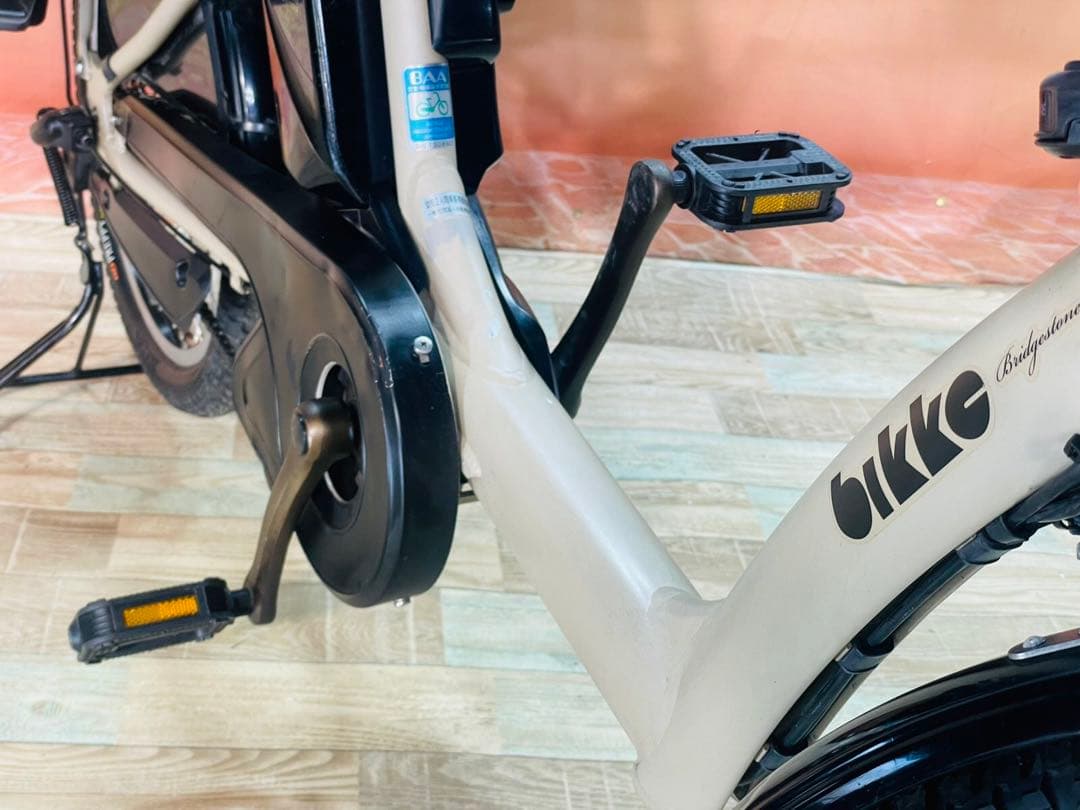 超人気！BIKKE ビッケ13AH！⭐️ブリヂストン子供乗せ電動自転車Y3263