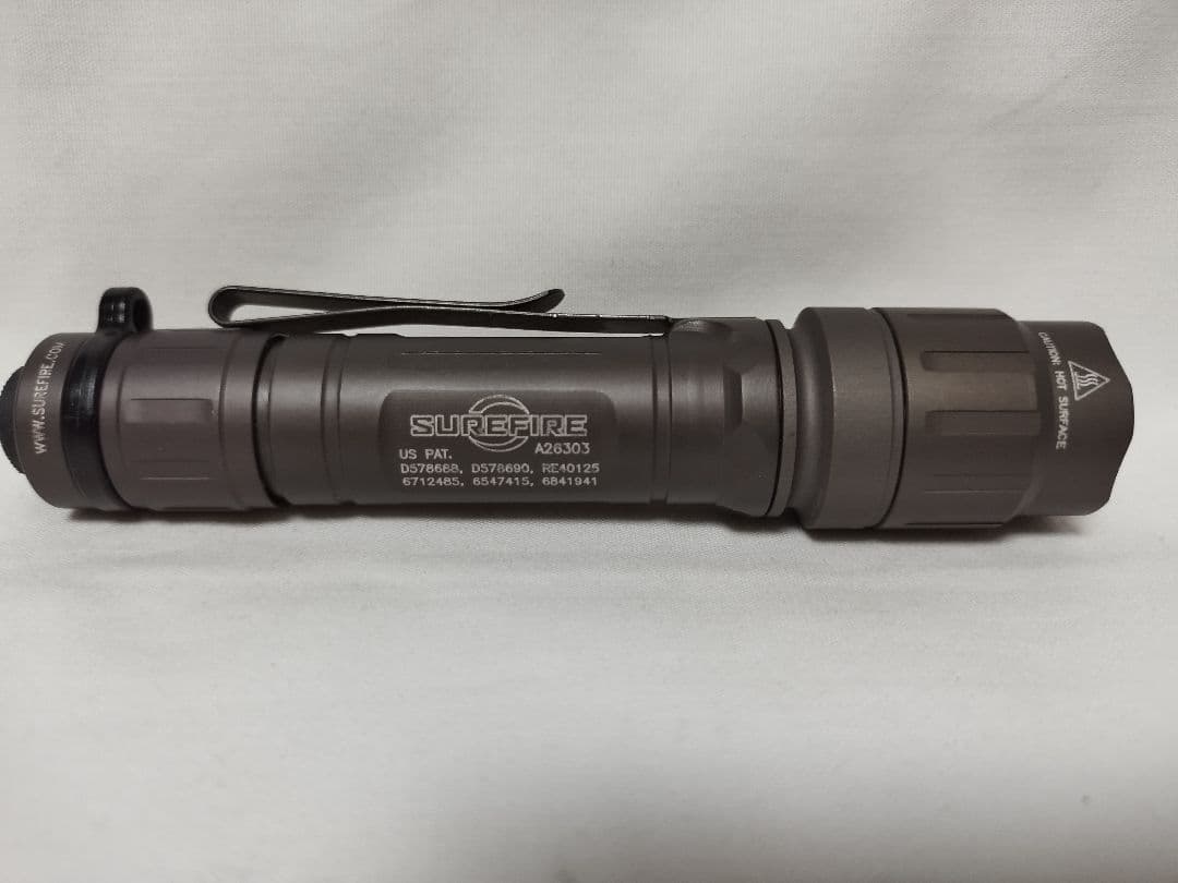 (J-30)SURE-FIRE LX2 LUMAMAXフラッシュライト　ユーズド