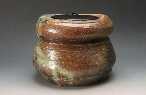 【桃山時代】古伊賀水指 時代箱付 茶道具