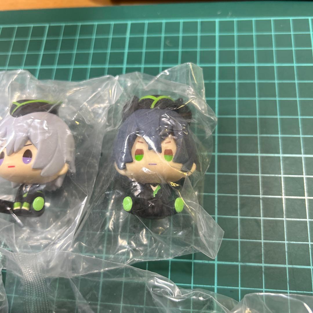 ツイステ 一番くじ 寮服 デフォルメフィギュア ディアソムニア寮セット