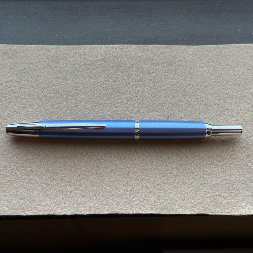 パイロットキャップレス・デシモ・ライトブルー・F細字