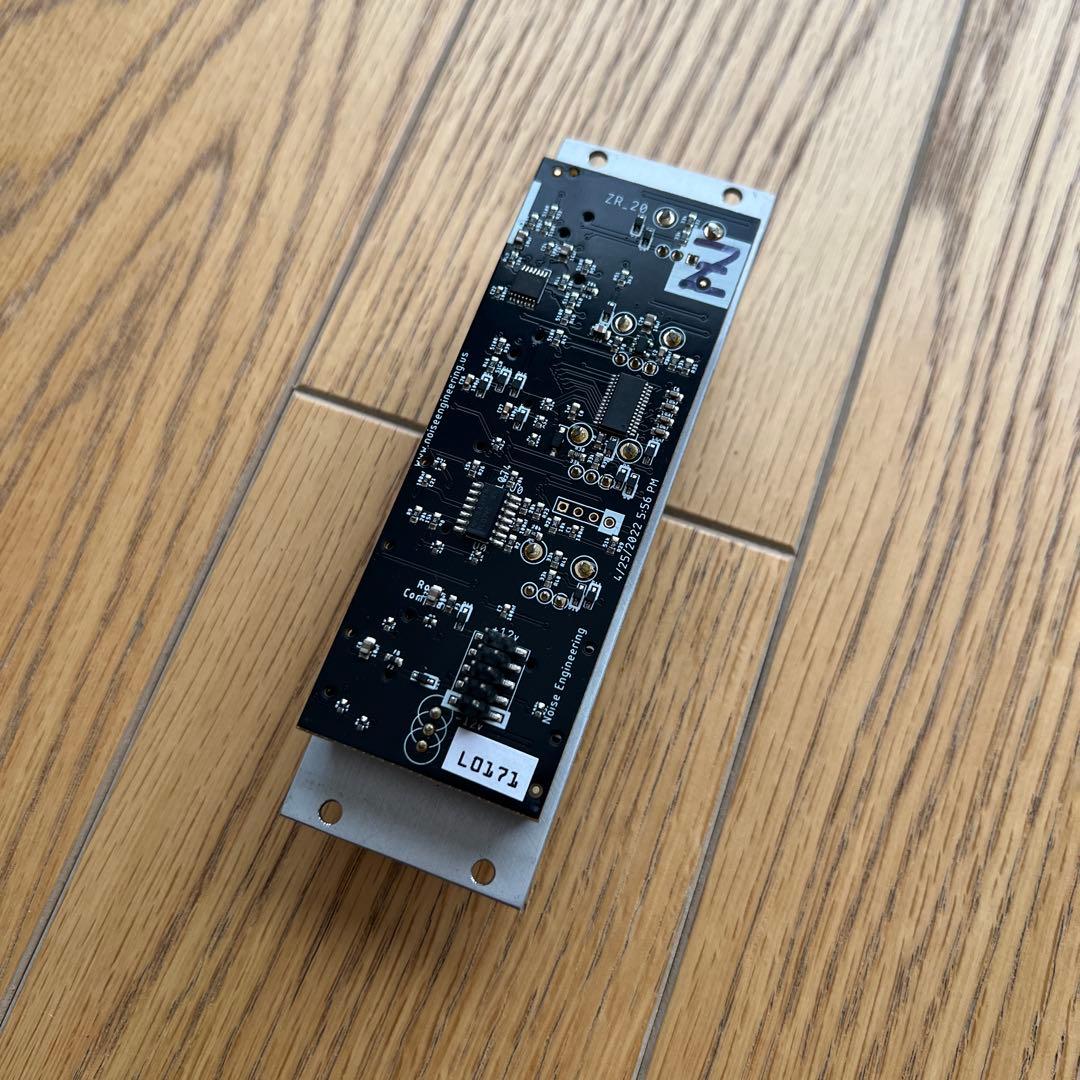 鍵盤楽器 Noise Engineering Zularic Repetitor