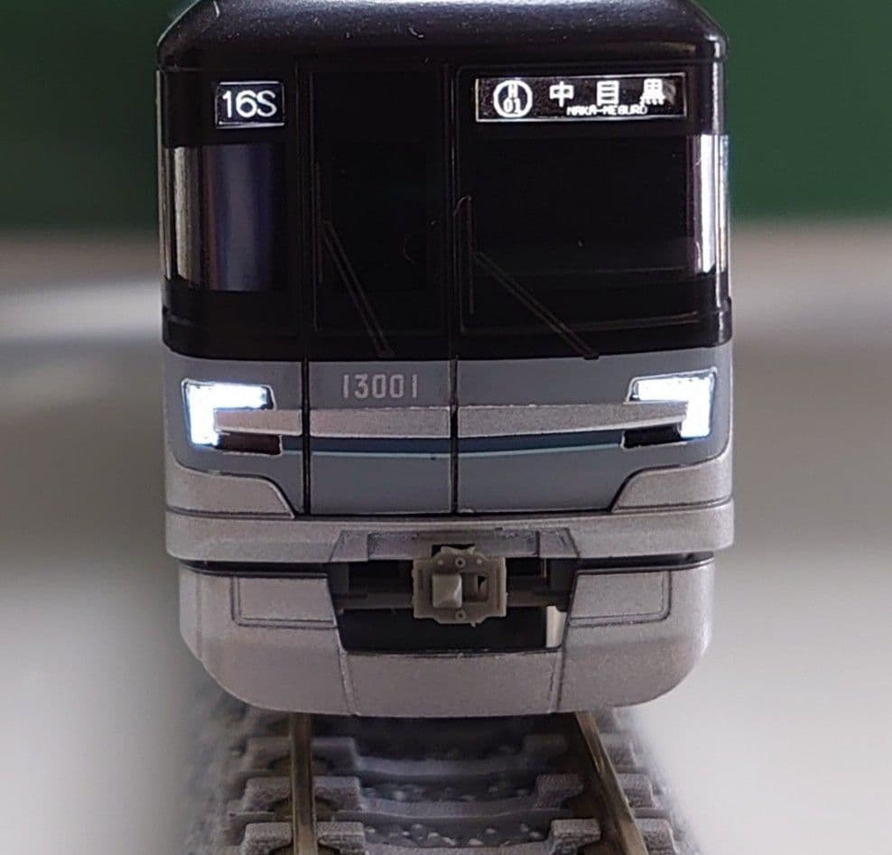 7両HG密連カプラー付 東京メトロ 13000系 日比谷線 30680 墨入仕上