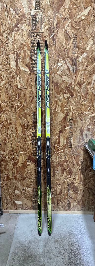 Fischer carbon light 202cmスキー板ビンディング付