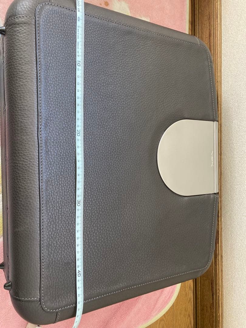 ② ホンダ　NSX 限定　ヴァレクストア　Valextra 鞄 希少　レア