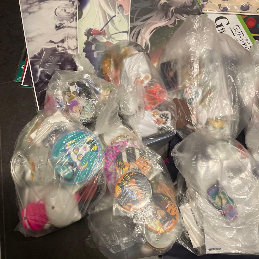 雑貨　アニメ　グッズ　まとめ売り　300点以上