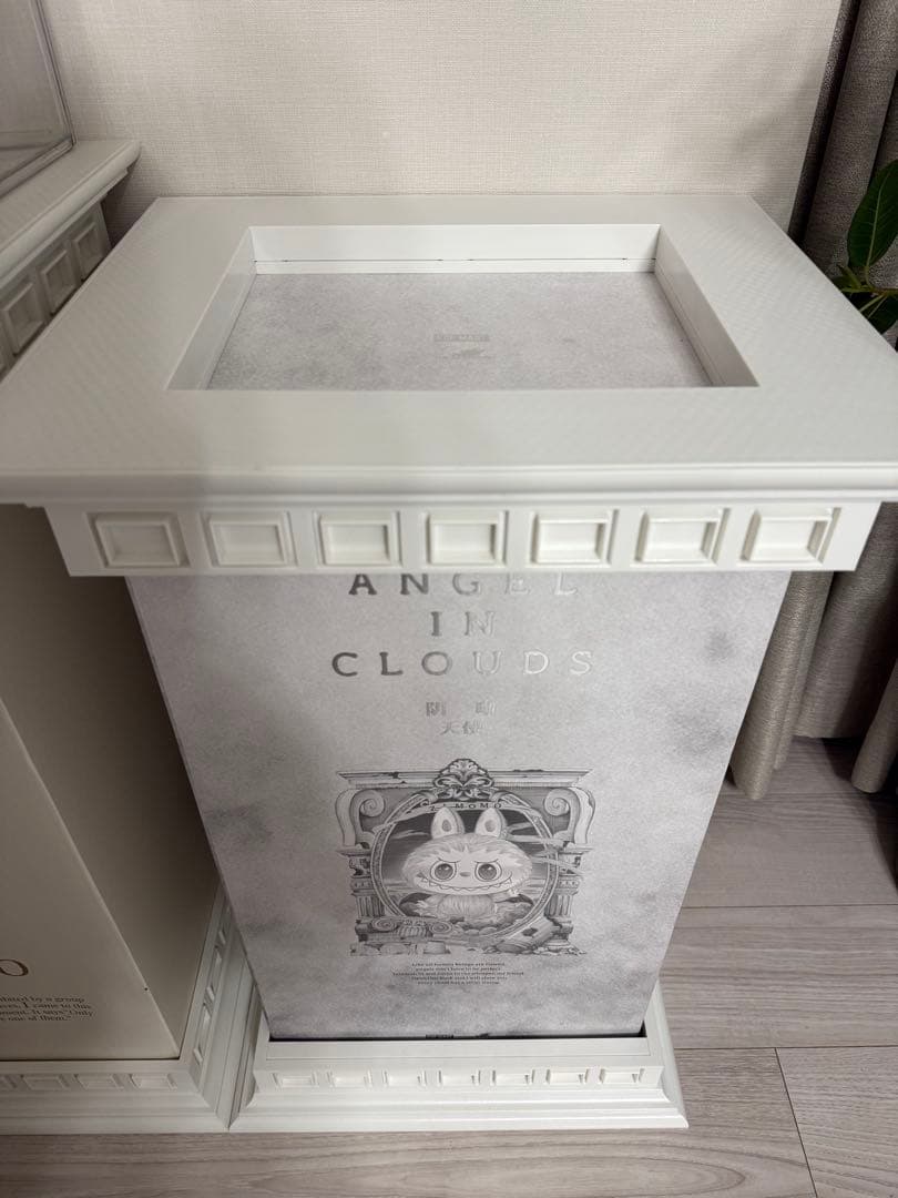 ジモモ　エンジェル　ぬいぐるみ2体＋箱＋専用土台＋ディスプレイ保護ケースセット‼︎