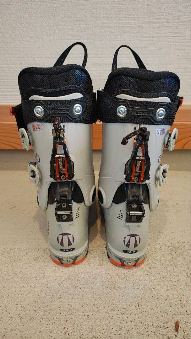 TECNICA zero G tour23cm 女性バックカントリースキーブーツ