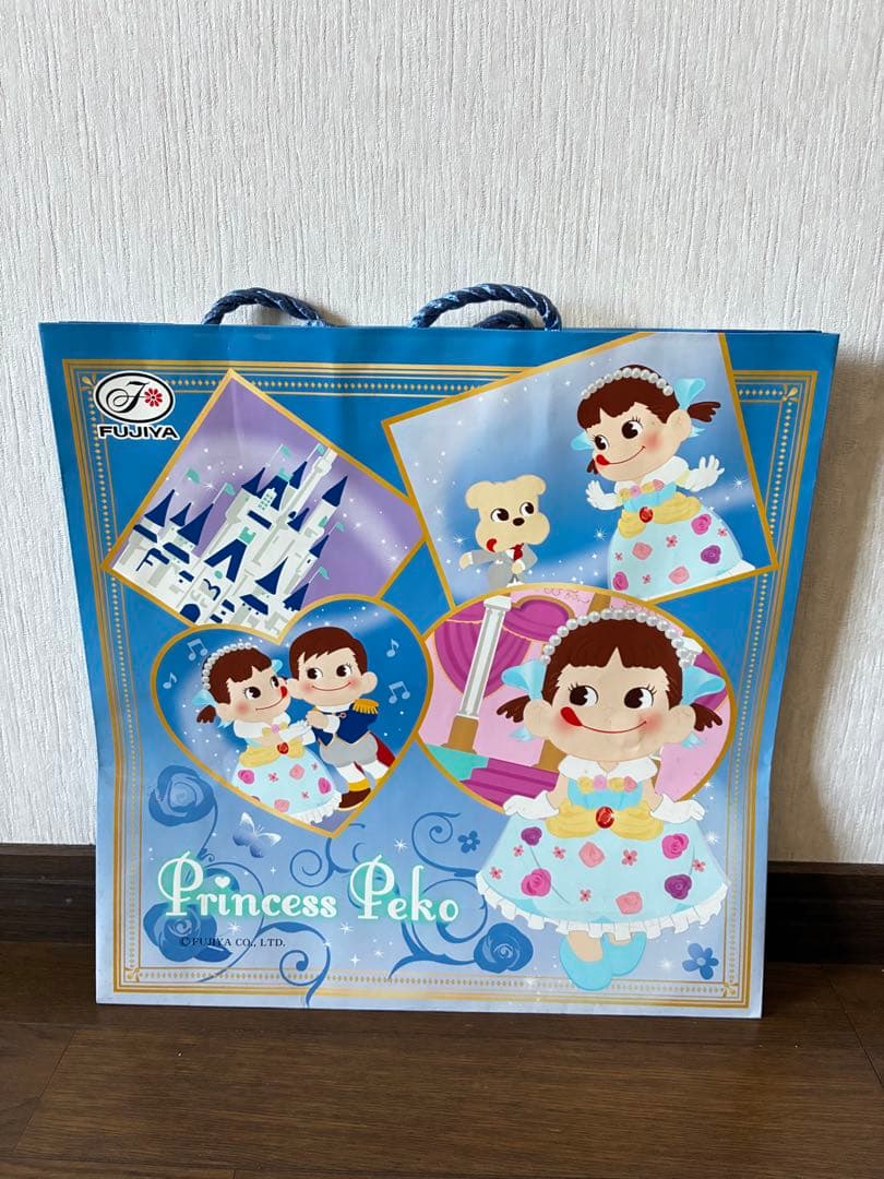 不二家 ペコちゃん　人形　10体セット　専用紙袋　ドール　FUJIYA