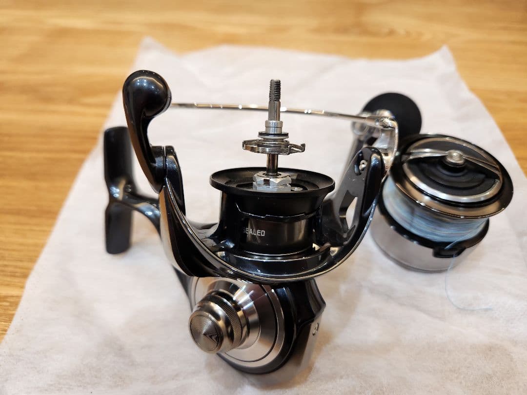 24セルテート5000D-XH リール フルベアリング