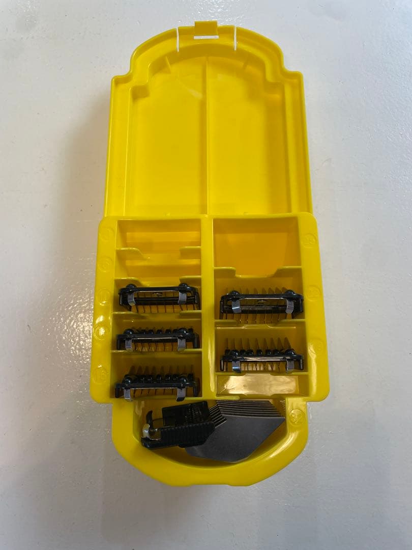 F.I.A. スピードライト　バリカン本体とアタッチメント6個のセット