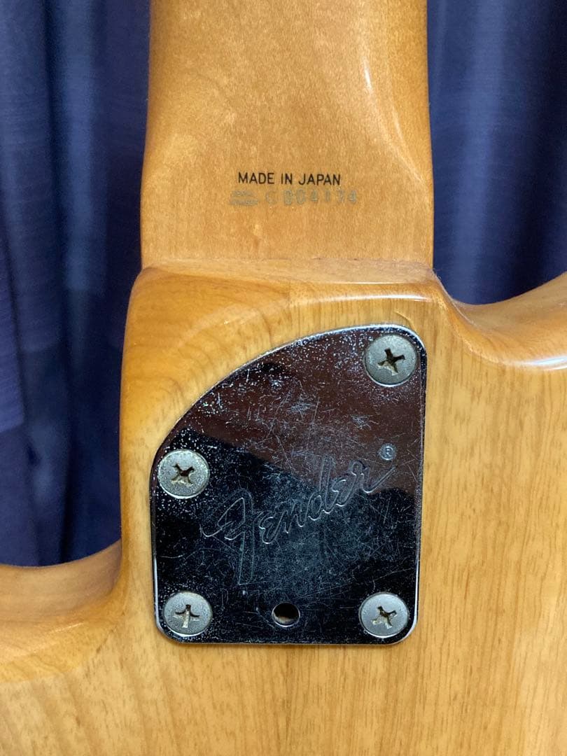 ベース Fender Jazz Bass JBR-80